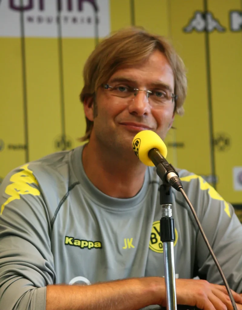 Celulares, peluquería y puntualidad: las reglas de Klopp