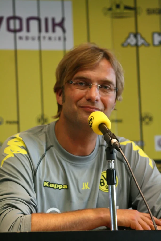 Celulares, peluquería y puntualidad: las reglas de Klopp